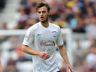 Manchester United recall strik...